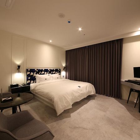 Zam101 Hotel Gimhae Exterior photo