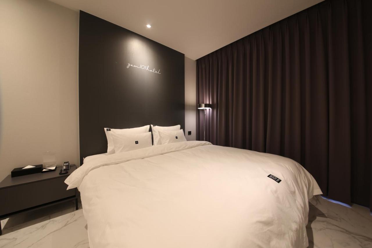 Zam101 Hotel Gimhae Exterior photo