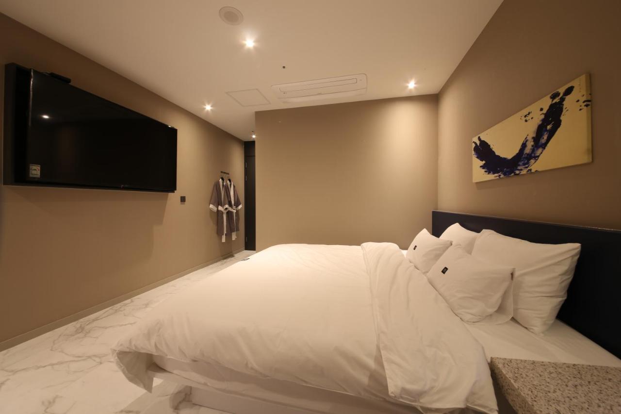 Zam101 Hotel Gimhae Exterior photo