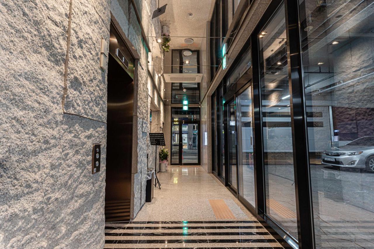 Zam101 Hotel Gimhae Exterior photo