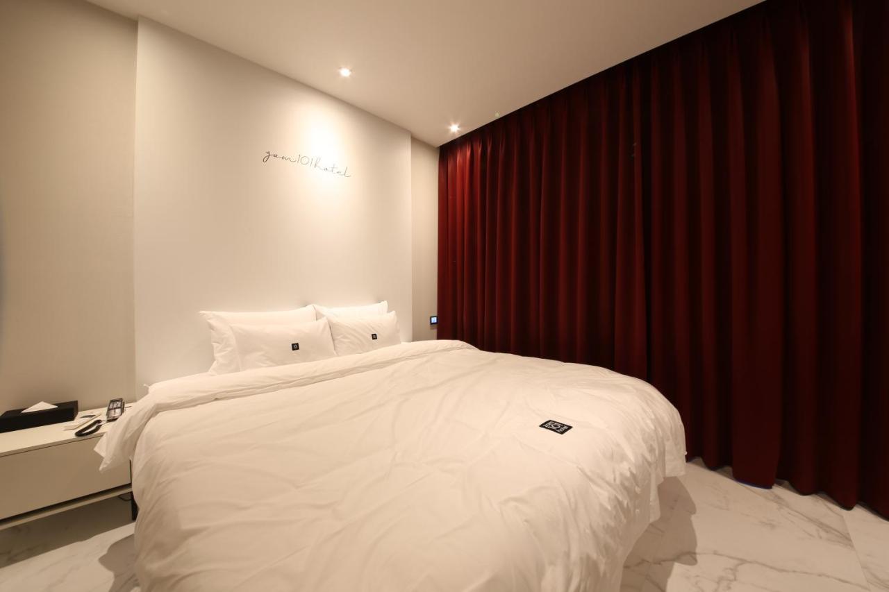 Zam101 Hotel Gimhae Exterior photo